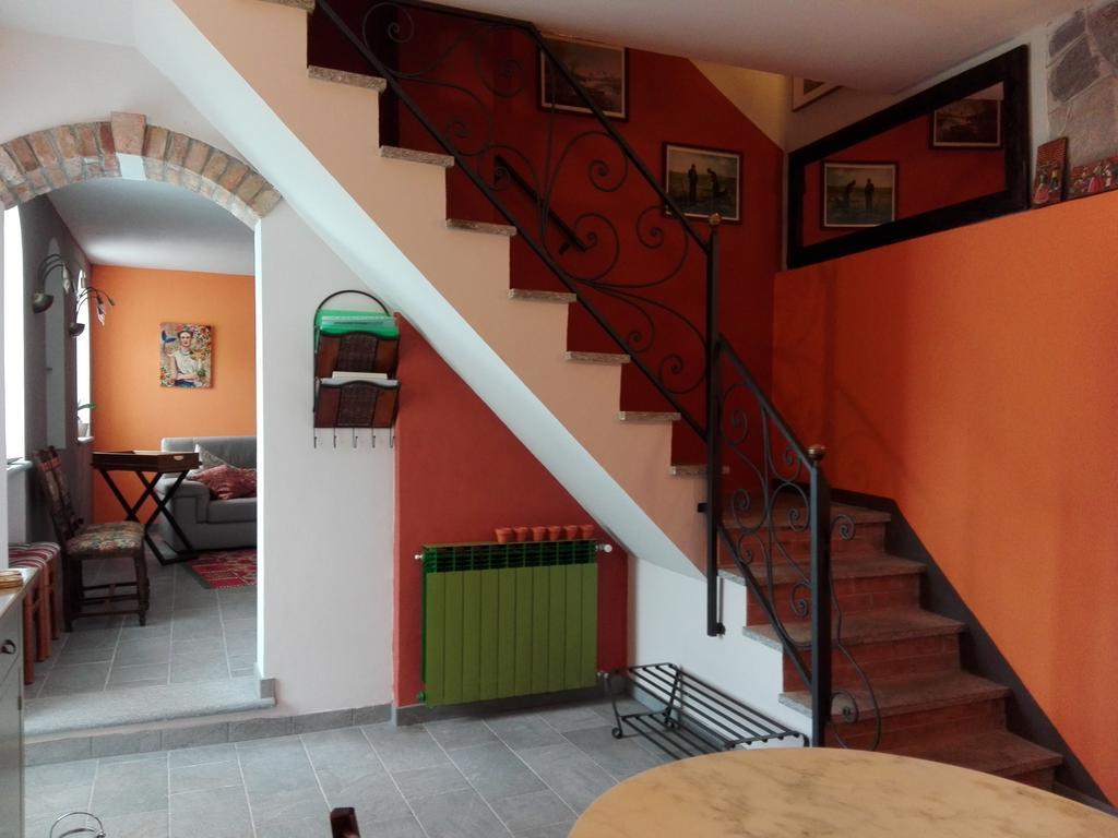 Casa Badinot ξενώνας Diano dʼAlba Εξωτερικό φωτογραφία