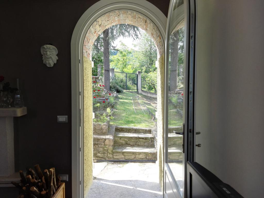 Casa Badinot ξενώνας Diano dʼAlba Εξωτερικό φωτογραφία