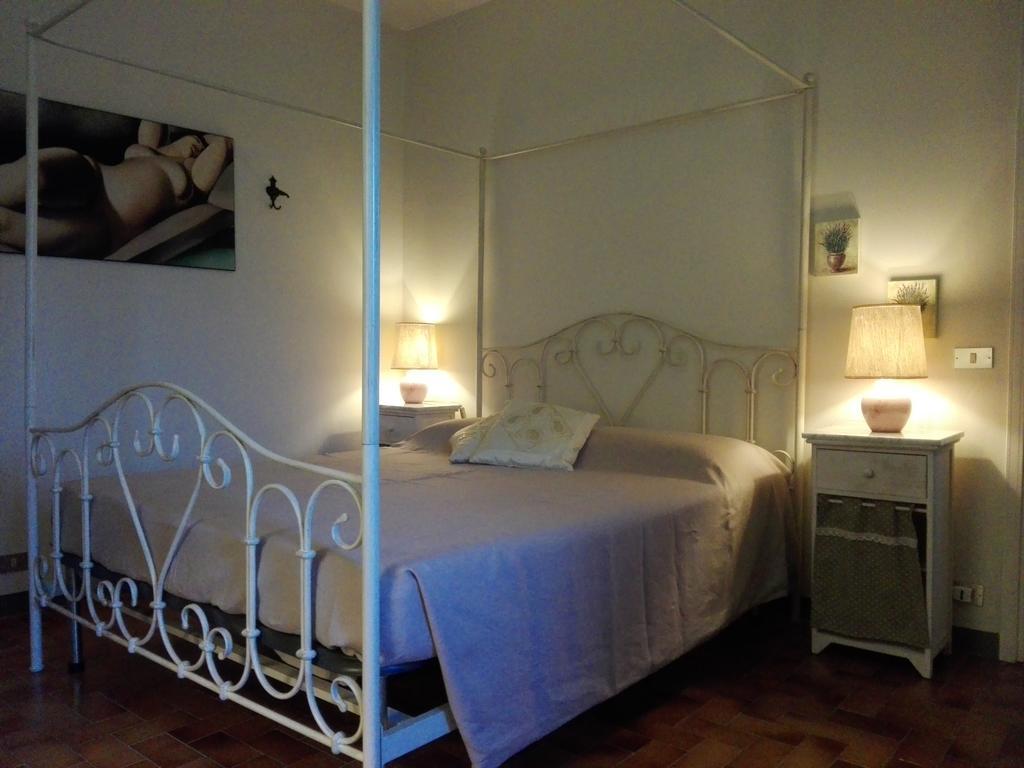 Casa Badinot ξενώνας Diano dʼAlba Εξωτερικό φωτογραφία